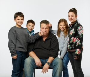 Steve Bjork (center) with his children (l to r) 12-year-old twins Blake and Isaiah; Kari, 10; and Cheyenne, 14 Photo/Jeff Page