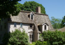 The Old Manse in Concord witnessed the beginning of the American Revolution, the lives of great 19th century American writers, and the beginnings of the transcendentalism movement.