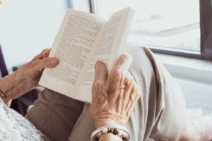 The results of a national study indicate that people who read books for an average of 30 minutes a day live nearly two years longer than their non-book-reading peers.
