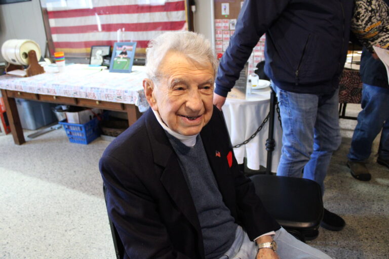 Northborough legion honors World War II veteran