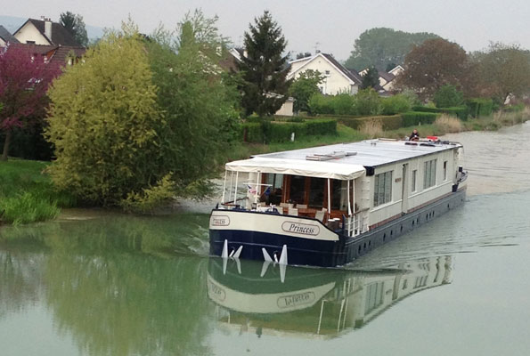 Barge cruise offers luxury, history, food, wine